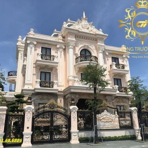 Cổng Gang Tân Cổ Điển